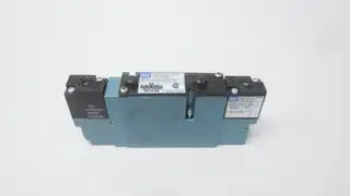 MAC 92B-FCH-000-DU-DDAP-1DM PNEUMATIC SOLENOID VALVE 24V-DC 35-120PSI