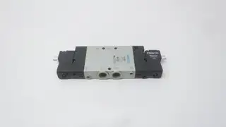 FESTO CPE18-M1H-5J-1/4 SOLENOID VALVE 1/4IN NPT 24V-DC