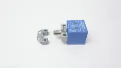 ALLEN BRADLEY 871P-D20NP40-D4 VERSACUBE PROXIMITY SENSOR 10-60V-DC
