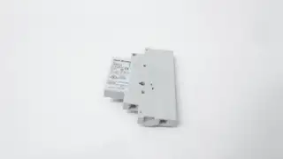 ALLEN BRADLEY 140M-C-A FRONT MOUNTED AUXILIARY CONTACT BLOCK 5A AMP 600V-AC