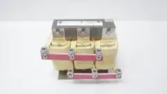 ALLEN BRADLEY 1321-3R80-B LINE AND LOAD REACTOR 3PH 0.4MH 690V-AC