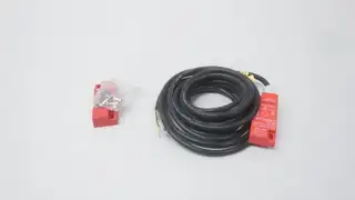 ALLEN BRADLEY 440N-G02077 SAFETY SWITCH 24V-DC