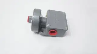 SOR 12NN-K614-N4-B2A PRESSURE SWITCH 200PSI