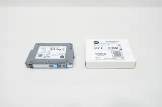 ALLEN BRADLEY 1734-IB8K INPUT MODULE SER D
