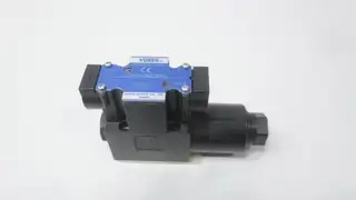 YUKEN L-DSG-01-2B2-D24-70 HYDRAULIC SOLENOID VALVE 24V-DC