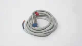 YAMATAKE FL7M-5D6 PROXIMITY SWITCH