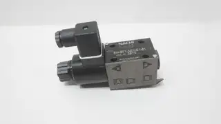 NACHI SA-G01-A3X-C1-31 HYDRAULIC DIRECTIONAL CONTROL VALVE