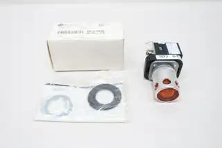 ALLEN BRADLEY 800T-QAH2A PUSHBUTTON AMBER 12-130V-AC 12-130V-DC ILLUMINATED