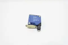 TELEMECANIQUE XUK0AKSAM12 PHOTOELECTRIC SENSOR 12-24V-DC