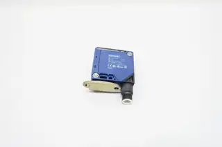 TELEMECANIQUE XUK0AKSAM12 PHOTOELECTRIC SENSOR 12-24V-DC