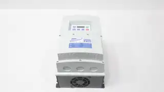 LENZE ESV752N06TXDXX1K49 AC VFD DRIVE 600V-AC 10HP 0-500HZ 0-575V-AC