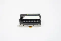 OMRON XWT-OD16 OUTPUT MODULE 24V-DC