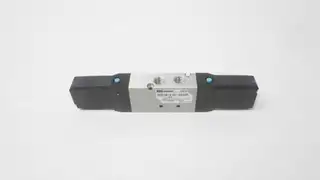 PARKER RCE3413-01-D24SP PNEUMATIC SOLENOID VALVE 24V-DC 0.8MPA 1/8IN NPT