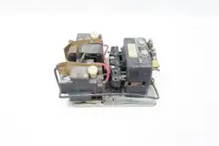 CANADIAN CONTROLLERS BUL 6000 TYPE CY1 CONTACTOR 10HP 30A AMP