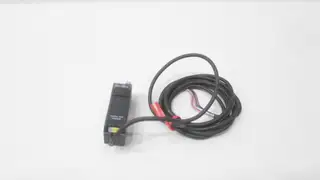 KEYENCE CZ-V21AP DIGITAL SENSOR AMPLIFIER 24V-DC