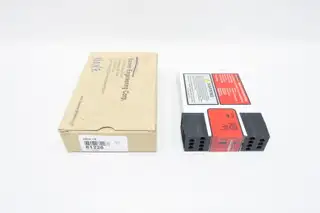 BANNER UM-FA-11A SAFETY RELAY 24V-AC/DC