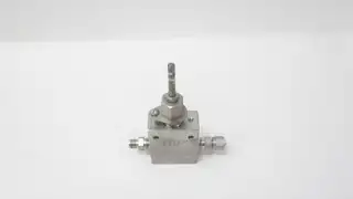 HIP 10-11NFB-W-EPDM STAINLESS HIGH PRESSURE VALVE 10000PSI
