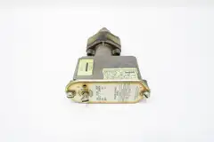 BARKSDALE C9612-2 PRESSURE ACTUATED SWITCH 125-1500PSI 125/250/480/600VAC 1/2IN