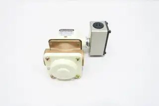 SMC IFW510-X228 FLOW SWITCH 24V-DC 10L/MIN 1-6KGF/CM2 5/8IN NPT