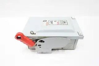 SIEMENS HNF361 NON-FUSIBLE DISCONNECT SWITCH 30A AMP 600V-AC