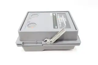 FISHER 4195KBFM GAUGE PRESSURE INDICATING CONTROLLER