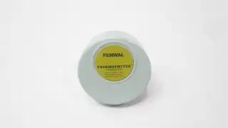 FENWAL 01-017823-000 THERMOSWITCH THERMOSTAT 120/240V-AC