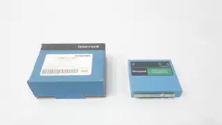 HONEYWELL R7847 A 1082 PLUG-IN FLAME AMPLIFIER