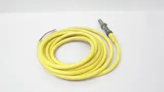 ALLEN BRADLEY 871T-A5J18FE INDUCTIVE PROXIMITY SENSOR W/ CABLE 20-132V-AC