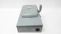 SQUARE D A86343 ENCLOSED FUSIBLE DISCONNECT SWITCH 600V-AC 3P 100A