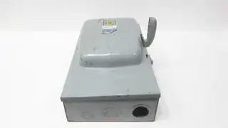 SQUARE D A86343 ENCLOSED FUSIBLE DISCONNECT SWITCH 600V-AC 3P 100A
