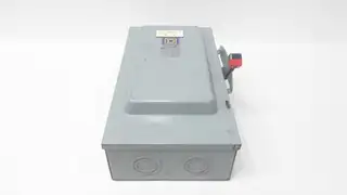 SQUARE D H363 ENCLOSED FUSIBLE DISCONNECT SWITCH 600V-AC 3P 100A