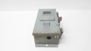 SQUARE D HU361-AWK ENCLOSED NON-FUSIBLE DISCONNECT SWITCH 30A 600V-AC 3P