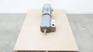 SEW EURODRIVE KH77CM112L/BR/HR/TH/VR/RH1L/KK GEARMOTOR 222RPM 400V-AC 3PH