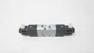 FESTO VUVS-L20-B52-D-G18-F7 PNEUMATIC SOLENOID VALVE 24V-DC 1/8IN NPT 145PSI